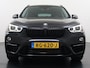 BMW X1 sDrive18i 141PK Automaat Sportstoelen Trekhaak Navi Ecc Sport Line Executive Lmv Pdc Privacy Glas Led Bluetooth Regen-Lichtsensor 1.700KG Trekgewicht Origineel Nederlandse Auto