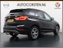 BMW X1 sDrive18i 141PK Automaat Sportstoelen Trekhaak Navi Ecc Sport Line Executive Lmv Pdc Privacy Glas Led Bluetooth Regen-Lichtsensor 1.700KG Trekgewicht Origineel Nederlandse Auto