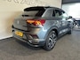Volkswagen T-Roc 1.5 TSI SPORT R-LINE PANODAK CARPLAY CLIMA NAVI CAMERA