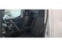 Peugeot e-Partner 136 L2 50 kWh | Climate Control | Stoelverwarming | Navigatie | Apple Carplay / Android Auto | 360 Camera | Parkeersensoren Rondom