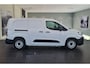 Peugeot e-Partner 136 L2 50 kWh | Climate Control | Stoelverwarming | Navigatie | Apple Carplay / Android Auto | 360 Camera | Parkeersensoren Rondom