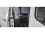 Peugeot e-Partner 136 L2 50 kWh | Climate Control | Stoelverwarming | Navigatie | Apple Carplay / Android Auto | 360 Camera | Parkeersensoren Rondom