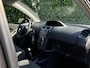 Toyota Yaris 1.0 VVTi Acces, NL AUTO, NAP LOGISCH, 5-DEURS, AIRCO, DAB, TREKHAAK, ELEKTRISCHE RAMEN