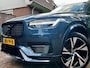 Volvo XC90 2.0 T8 Recharge AWD R-Design 7-persoons | Four-C Luchtvering | HUD | Nappa Leder | Panorama | Volvo Selekt Garantie