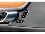 Volvo S90 T4 Business Luxury | Stoelverwarming | Dealeronderhouden | 56000KM! | Parkeersensoren voor + achter | Parkeercamera | BLIS | Keyless Entree | Climate Control |