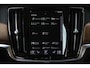Volvo S90 T4 Business Luxury | Stoelverwarming | Dealeronderhouden | 56000KM! | Parkeersensoren voor + achter | Parkeercamera | BLIS | Keyless Entree | Climate Control |
