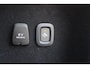 Volvo V60 B4 197PK AUT7 Core | Adaptive Cruise & Pilot Assist | Semi Elektr. Trekhaak | 18" Velgen | Google Services | BLIS | Lendesteun Verstelling | Led Koplampen | Climate Control | Park Assist achter | Vapour Grey Metallic | City Weave Textile Blond