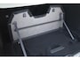 Volvo V60 B4 197PK AUT7 Core | Adaptive Cruise & Pilot Assist | Semi Elektr. Trekhaak | 18" Velgen | Google Services | BLIS | Lendesteun Verstelling | Led Koplampen | Climate Control | Park Assist achter | Vapour Grey Metallic | City Weave Textile Blond