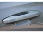 Volvo V60 B4 197PK AUT7 Core | Adaptive Cruise & Pilot Assist | Semi Elektr. Trekhaak | 18" Velgen | Google Services | BLIS | Lendesteun Verstelling | Led Koplampen | Climate Control | Park Assist achter | Vapour Grey Metallic | City Weave Textile Blond