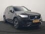 Volvo XC90 T8 Twin Engine AWD R-Design 7 Persoons PHEV 392pk Dealer O.H | Trekhaak Af Fabriek | Adaptive Cruise | Harman / Kardon | Lederen Sportstoelen Memory & Verwarmd | Apple Carplay | Navigatie | Virtual | DAB | 20"L.M | Plug In Hybrid |