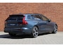 Volvo V60 2.0 T8 Plug-in hybrid AWD Plus Dark | Nappa leder met stoelventilatie en massage stoelen | Electrische stoelverstelling met geheugen | Stoel en stuurwielverwarming | Stoelverwarming achterbank | Verwarmbare voorruit | 360 Camera | Full Led koplampen |Harman Kardon premium audio | 19 inch LM velgen |