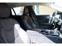 Volvo V60 2.0 T8 Plug-in hybrid AWD Plus Dark | Nappa leder met stoelventilatie en massage stoelen | Electrische stoelverstelling met geheugen | Stoel en stuurwielverwarming | Stoelverwarming achterbank | Verwarmbare voorruit | 360 Camera | Full Led koplampen |Harman Kardon premium audio | 19 inch LM velgen |