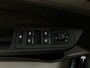 Volkswagen Golf 1.0 eTSI DSG Life Sfeerverlichting Virtual Cockpit Navigatie Parkeersensoren