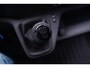 Nissan Interstar 2.3 DCi 163 pk Bakwagen met Laadklep Navi, Airco Apple Carplay, Dakspoiler, Cruise Control, LxBxH 408x205x220 cm