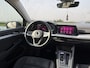Volkswagen Golf VIII Lim. Life eTSI | Pano | Keyless | Sfeerverlichting | Stuurverwarming