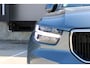 Volvo XC40 T4 Momentum | Stoelverwarming | Keyless Entree | Parkeercamera | Parkeersensoren voor + achter | Volvo on Call | Dealer Onderhouden | Navigatie | Half Lederen Bekleding | Elektrisch bedienbare achterklep