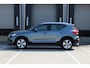 Volvo XC40 T4 Momentum | Stoelverwarming | Keyless Entree | Parkeercamera | Parkeersensoren voor + achter | Volvo on Call | Dealer Onderhouden | Navigatie | Half Lederen Bekleding | Elektrisch bedienbare achterklep
