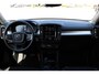 Volvo XC40 T4 Momentum | Stoelverwarming | Keyless Entree | Parkeercamera | Parkeersensoren voor + achter | Volvo on Call | Dealer Onderhouden | Navigatie | Half Lederen Bekleding | Elektrisch bedienbare achterklep