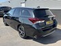 Toyota Auris Touring Sports 1.8 Hybrid Dynamic Black Edition Zeer mooie Auris Touring Sports met o.a.: LM velgen, Climaat Control, Climate Control, parkeerhulp camera