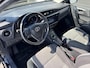 Toyota Auris Touring Sports 1.8 Hybrid Dynamic Black Edition Zeer mooie Auris Touring Sports met o.a.: LM velgen, Climaat Control, Climate Control, parkeerhulp camera