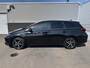 Toyota Auris Touring Sports 1.8 Hybrid Dynamic Black Edition Zeer mooie Auris Touring Sports met o.a.: LM velgen, Climaat Control, Climate Control, parkeerhulp camera