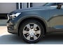 Volvo XC40 T4 Automaat AWD Inscription | Dealeronderhouden | Electrische bedienbare voorstoelen | Parkeerverwarming | Parkeercamera | Parkeersensoren voor + achter | Keyless Entree | Volvo on Call | Comfortstoelen | Keyless Entree | Park Assist Pilot