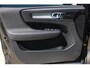 Volvo XC40 T4 Automaat AWD Inscription | Dealeronderhouden | Electrische bedienbare voorstoelen | Parkeerverwarming | Parkeercamera | Parkeersensoren voor + achter | Keyless Entree | Volvo on Call | Comfortstoelen | Keyless Entree | Park Assist Pilot