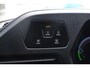 Volkswagen Caddy Maxi Cargo Flexible 1.5 TSI Flexible eHybrid Limited Edition 115PK / 85kW Achteruitrijcamera, verwarmbare voorstoelen, draadloos Apple Carplay & Android Auto, navigatie, volledig digitaal instrumentenpaneel (Digital Cockpit), parkeersensoren voor + achter, alarmsysteem, ErgoComfortstoelen bestuurder + passagier, LED koplampen en LED mistlampen, trekhaakoorbereiding, all season banden, 17'' LMV 'Colombo' met 'Vulcano' afwerking