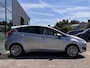 Ford Fiesta 1.0 EcoBoost Titanium 100PK DISTRIBUTIERIEM IS VERVANGEN!! Cruise Navi Verwarmde Voorruit Climate Regensensor USB Centrale Vergrendeling 16'' Velgen (Compleet)