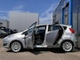 Ford Fiesta 1.0 EcoBoost Titanium 100PK DISTRIBUTIERIEM IS VERVANGEN!! Cruise Navi Verwarmde Voorruit Climate Regensensor USB Centrale Vergrendeling 16'' Velgen (Compleet)