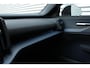 Volvo EX30 Cross Country P5 Long Range Plus Europa 69 kWh | Elektrisch Verstelbare Stoelen | BLIS | Keyless | Elektrische Achterklep | Adaptieve Cruise Control | Pilot Assist | Getint Glas | Dak In Contrastkleur Zwart | 19-Inch Lichtmetalen Velgen | Lane Assist | Driver Understanding | Google | Stoelverwarming | Stuurverwarming