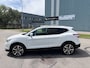 Nissan Qashqai 1.2i Tekna 6-Bak 116 PK. Onverwoestbare auto van de tweede eigenaar !!! 4 splinternieuwe All-Season banden !!