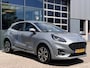 Ford Puma 1.0 EcoBoost Hybrid ST-Line 125PK Automaat Winterpack Adaptieve Cruise Camera Blind-Spot Parkeersensoren Climate Privacy Glass Full-LED *Sportief*