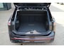 Volkswagen Tiguan 1.5 eTSI R-Line Edition | Automaat! | Camera | Trekhaak! | Blind Spot |
