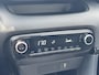 Toyota Yaris 1.5 Hybrid Dynamic automaat Incl: AppleCarPlay / AndroidAuto, LM velgen, Climate Control, PArkeerhulp camera, MEtallic lak