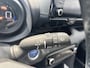 Toyota Yaris 1.5 Hybrid Dynamic automaat Incl: AppleCarPlay / AndroidAuto, LM velgen, Climate Control, PArkeerhulp camera, MEtallic lak