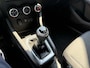 Renault Clio 1.0 TCe Zen Black Line | NAP | Navigatie | DAB | LED | Cruise Control | Parkeersensoren |