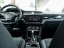 Volkswagen Touran 1.4 TSI Highline Edition R 7p | Camera | Navigatie | Apple Carplay | Android Auto | Adaptieve Cruise Control | Matrix LED | Stoelverwarming | Climate Control | 7 Persoons | All Season Banden | Metallic Lak | R-Line |