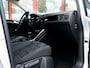 Volkswagen Touran 1.4 TSI Highline Edition R 7p | Camera | Navigatie | Apple Carplay | Android Auto | Adaptieve Cruise Control | Matrix LED | Stoelverwarming | Climate Control | 7 Persoons | All Season Banden | Metallic Lak | R-Line |