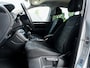 Volkswagen Touran 1.4 TSI Highline Edition R 7p | Camera | Navigatie | Apple Carplay | Android Auto | Adaptieve Cruise Control | Matrix LED | Stoelverwarming | Climate Control | 7 Persoons | All Season Banden | Metallic Lak | R-Line |