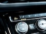 Volkswagen Touran 1.4 TSI Highline Edition R 7p | Camera | Navigatie | Apple Carplay | Android Auto | Adaptieve Cruise Control | Matrix LED | Stoelverwarming | Climate Control | 7 Persoons | All Season Banden | Metallic Lak | R-Line |