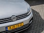 Volkswagen Touran 1.4 TSI Highline Edition R 7p | Camera | Navigatie | Apple Carplay | Android Auto | Adaptieve Cruise Control | Matrix LED | Stoelverwarming | Climate Control | 7 Persoons | All Season Banden | Metallic Lak | R-Line |