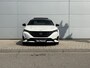 Peugeot 308 1.6 HYbrid 225 GT Pack Business Automaat | Panoramisch schuifdak | Camera | Adaptieve Cruise Control | GT Velgen