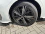 Peugeot 308 1.6 HYbrid 225 GT Pack Business Automaat | Panoramisch schuifdak | Camera | Adaptieve Cruise Control | GT Velgen