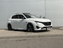 Peugeot 308 1.6 HYbrid 225 GT Pack Business Automaat | Panoramisch schuifdak | Camera | Adaptieve Cruise Control | GT Velgen