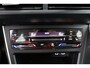 Volkswagen Taigo 1.0 TSI Life Automaat | Camera | Stoelverwarming | Parkeersensoren Voor & Achter | Apple Carplay & Android Auto | Climate Controle |