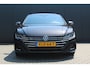 Volkswagen Arteon Shooting Brake 1.4 TSI eHybrid R-Line Business | Incl. 12 maanden garantie Trekhaak | Schuif/kantel dak | 360 camera | Dodehoek detectie | Stoelen verwarmd | Apple carplay/Android auto | Adaptive Cruise | Climate control | Navigatie | Lichtmetalen velgen