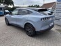 Ford Mustang Mach-E Extended Premium RWD 88 kWh | SCI | VOORRAAD | Glacier Grey | Panoramadak | Elektrische achterklep | Bang&Olufsen