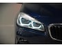 BMW 2-Serie Active Tourer 225xe iPerformance eDrive Edition | Stoelverwarming | Head-Up Display | Cruise Control | Parkeersensoren | Ambiance Verlichting | LED | Navigatie | Keyless | Leer | SOH 87%