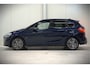 BMW 2-Serie Active Tourer 225xe iPerformance eDrive Edition | Stoelverwarming | Head-Up Display | Cruise Control | Parkeersensoren | Ambiance Verlichting | LED | Navigatie | Keyless | Leer | SOH 87%